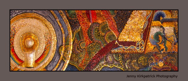 4452-Howes at Chateau-cropt to tiles-72