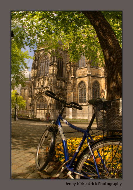 4559_60_61TM-Charlemagne's RC Church-Exterior-bike-72